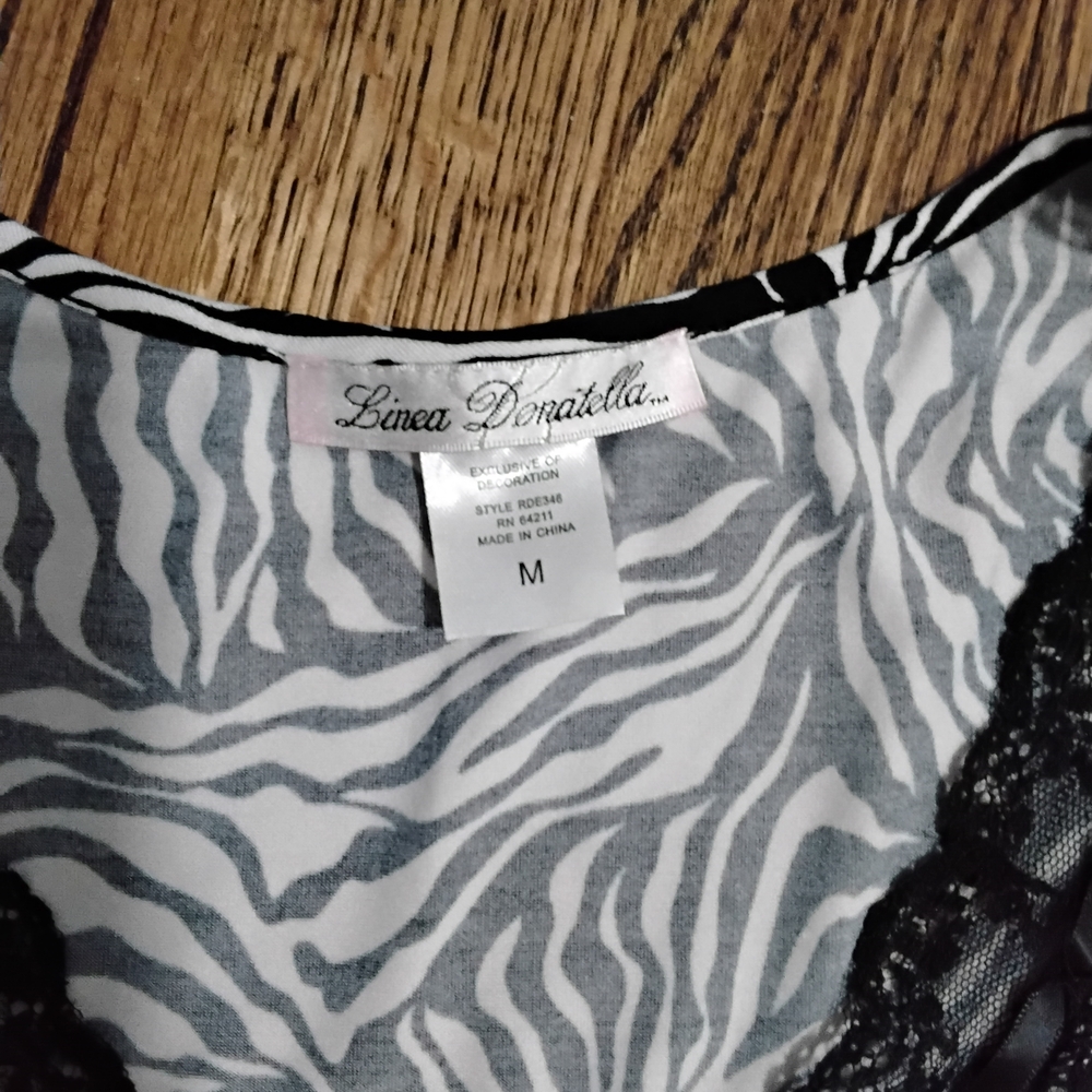 🌟7/25$ Linea Donatella Zebra Patterned Lounge Set - Picture 3 of 6